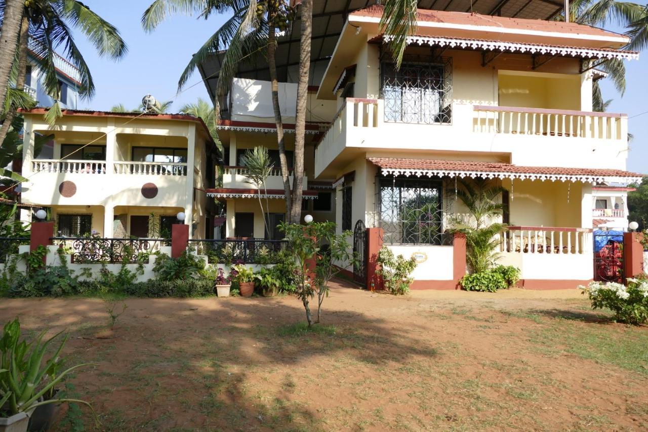 Shanu'S Seaside Inn - A Guesthouse, 100 Metres To Candolim Beach ภายนอก รูปภาพ