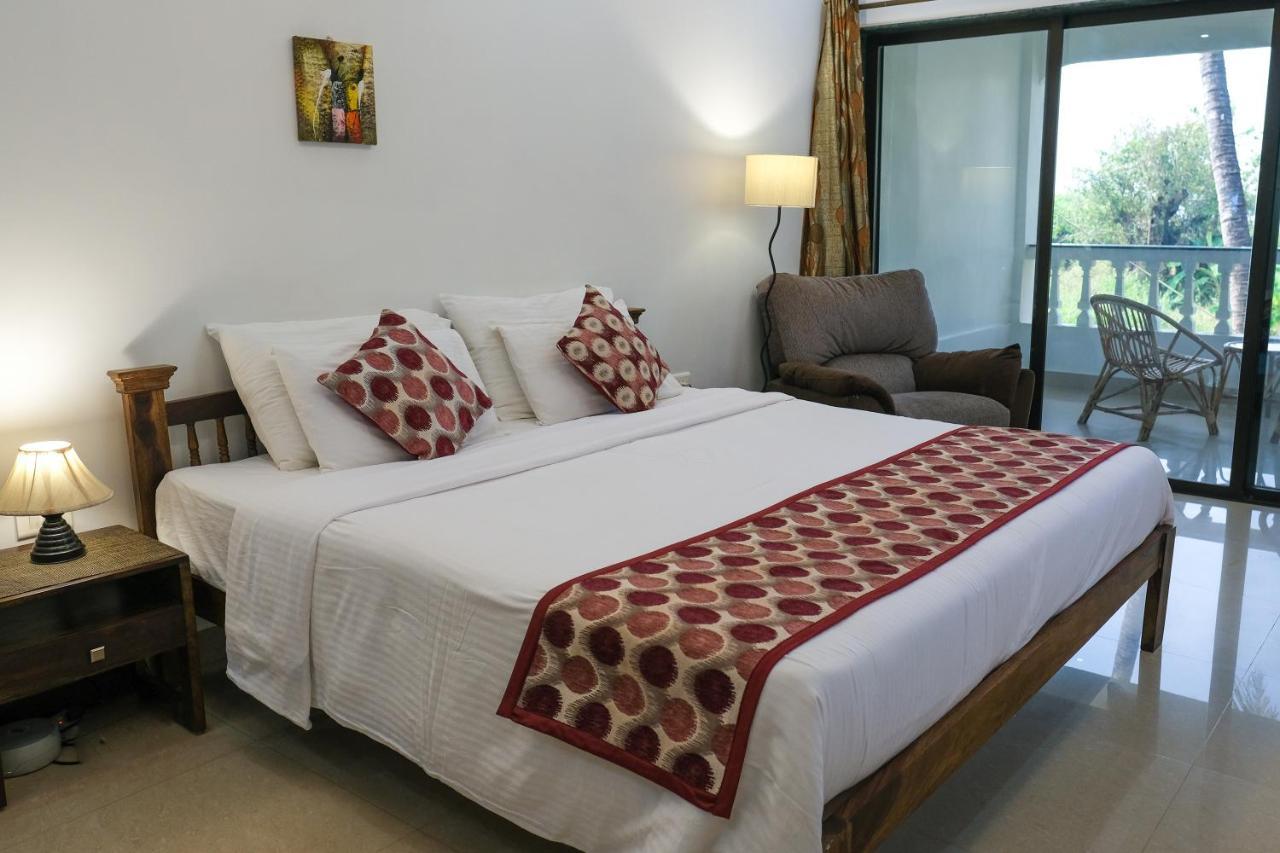Shanu'S Seaside Inn - A Family-Run Guesthouse Just 100 Metres From Candolim Beach ภายนอก รูปภาพ