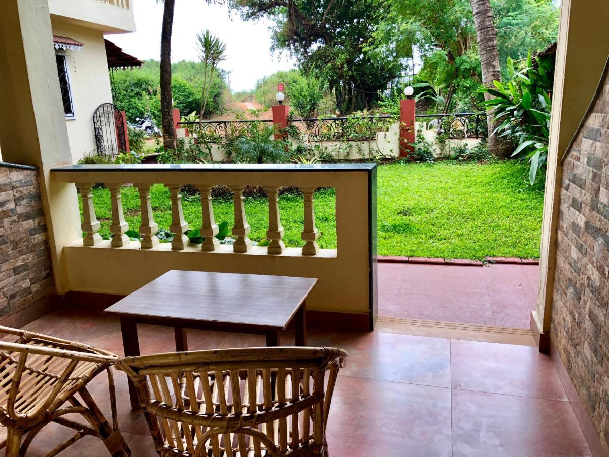 Shanu'S Seaside Inn - A Guesthouse, 100 Metres To Candolim Beach ภายนอก รูปภาพ